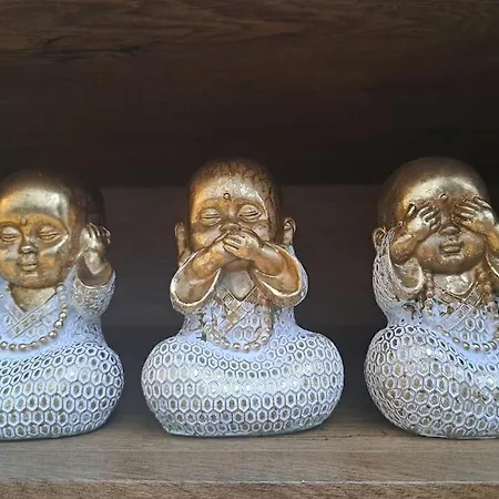 Cozy Lux Bedroom With Balcony In Dorcol