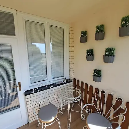 Cozy Lux Bedroom With Balcony In Dorcol Beograd